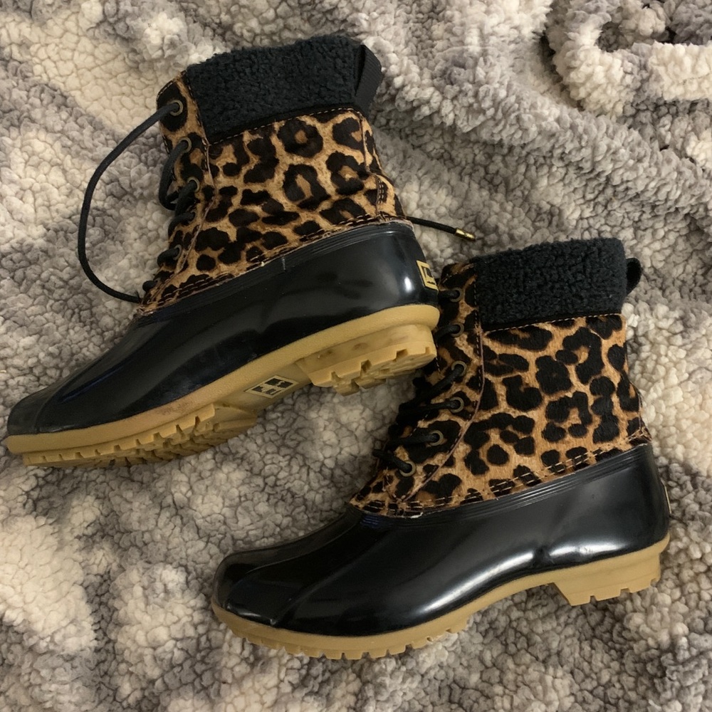 SAM EDELMAN leopard print duck style boots